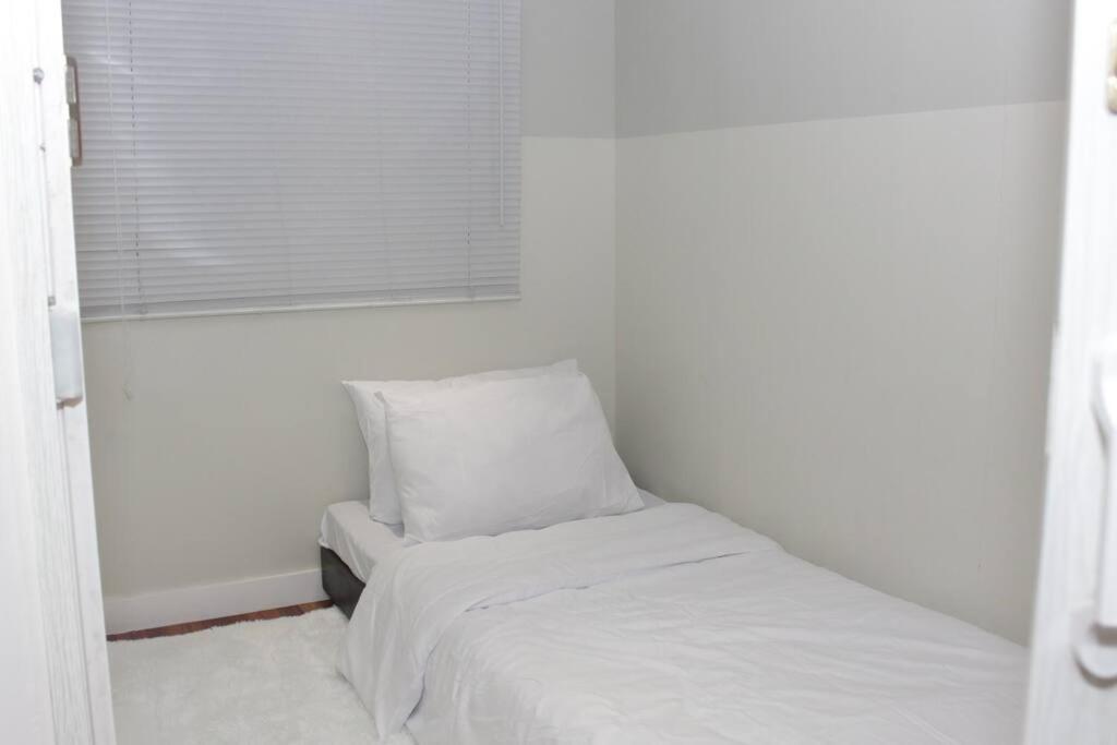 A2J Bgc Luxury 2Br Loft Near Burgos Circle & Malls Manila Kültér fotó